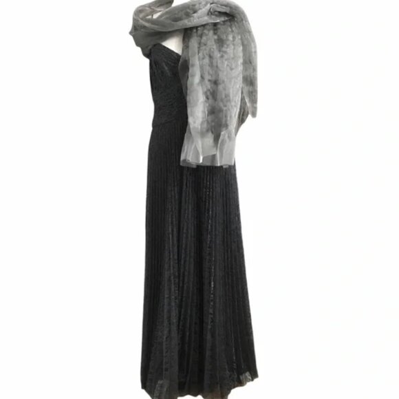 BADGLEY MISCHKA GREY LACED SEQUIN EVENING DRESS - 8 - Picture 3 of 9